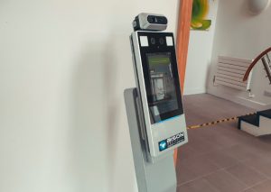 Standalone temperature screening in the office